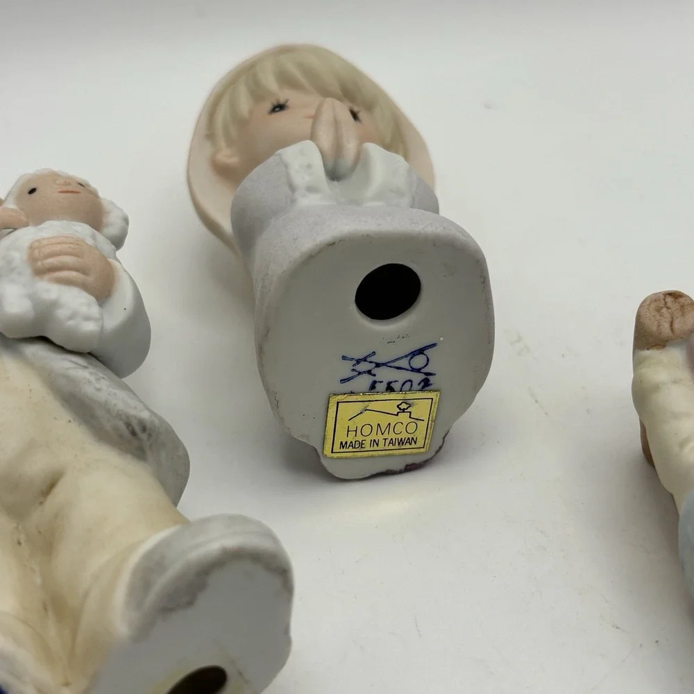 Vintage Homco‎ Porcelain Children 4 piece Nativity Set #5502 Christmas Crèche